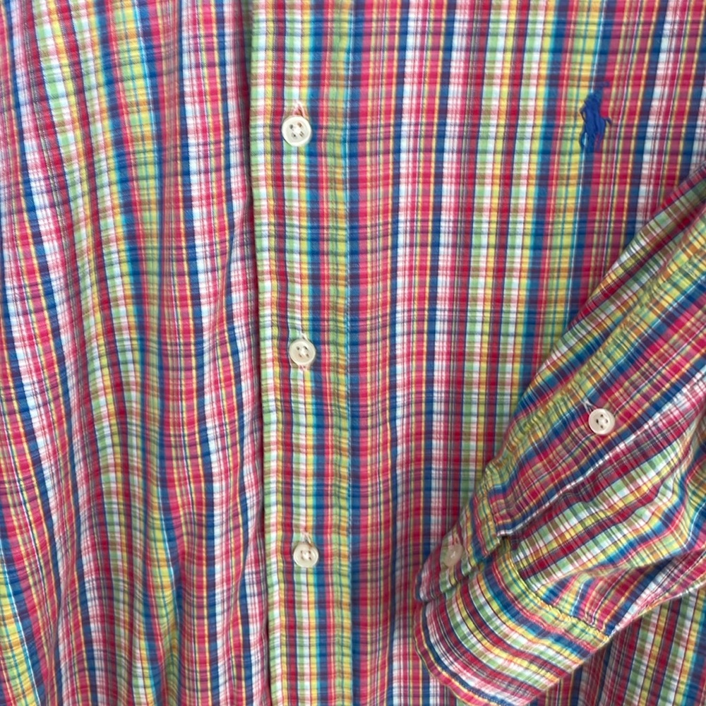 Button down - Picture 3 of 4